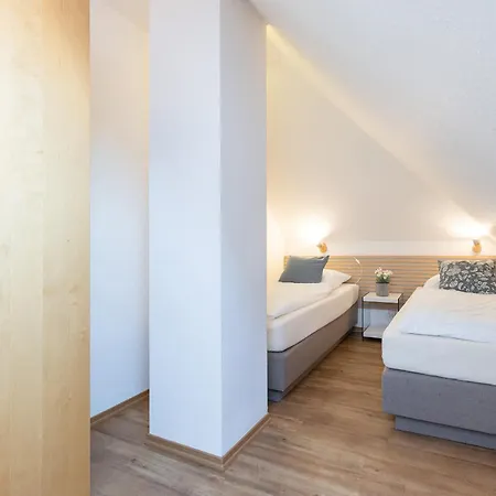 Appartement W7 - Gaestehaus Christian-westphal-str 60 - Feriendomizil Hollich